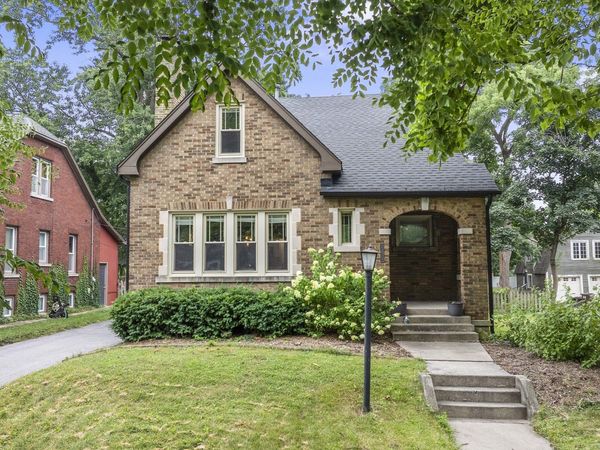 1739 Cedar Road , Homewood, IL 60430