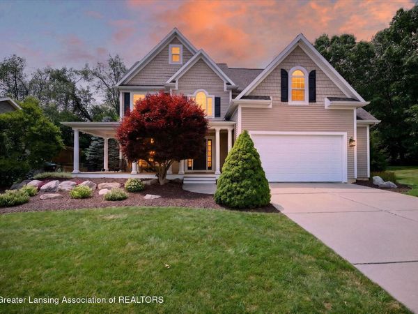 16500 Sanctuary Circle, East Lansing, MI 48823