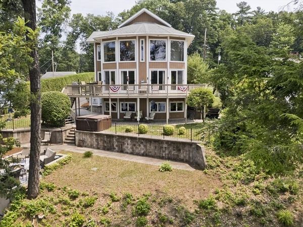 10 Two States Ave, Southwick, MA 01077