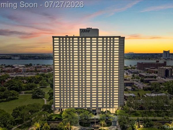1300 E Lafayette Street, Detroit, MI 48207