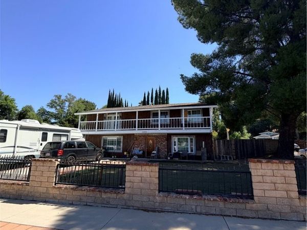 18925 Cedar Valley, Newhall, CA 91321