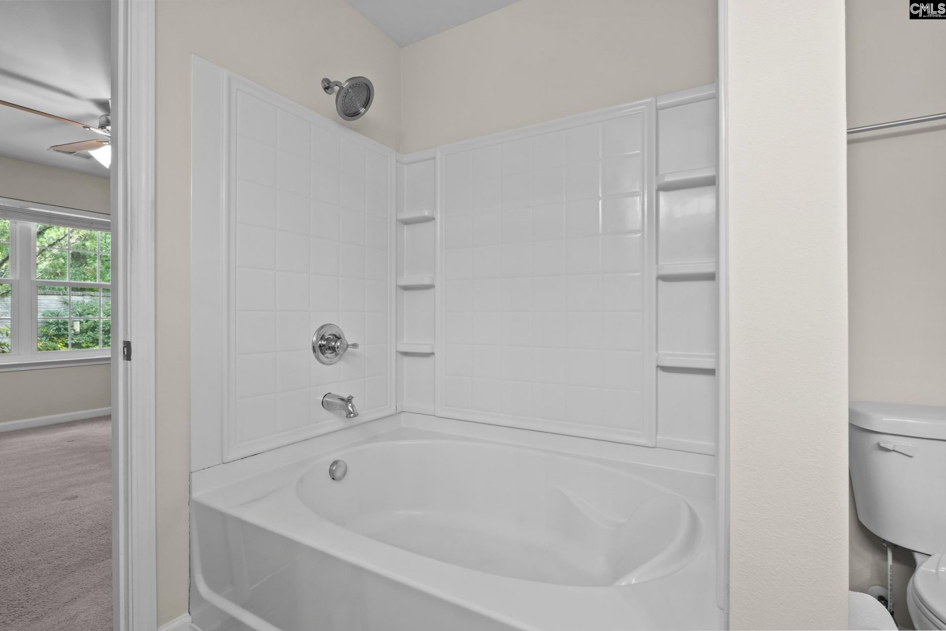 137 Springhaven Drive  Photo 15
