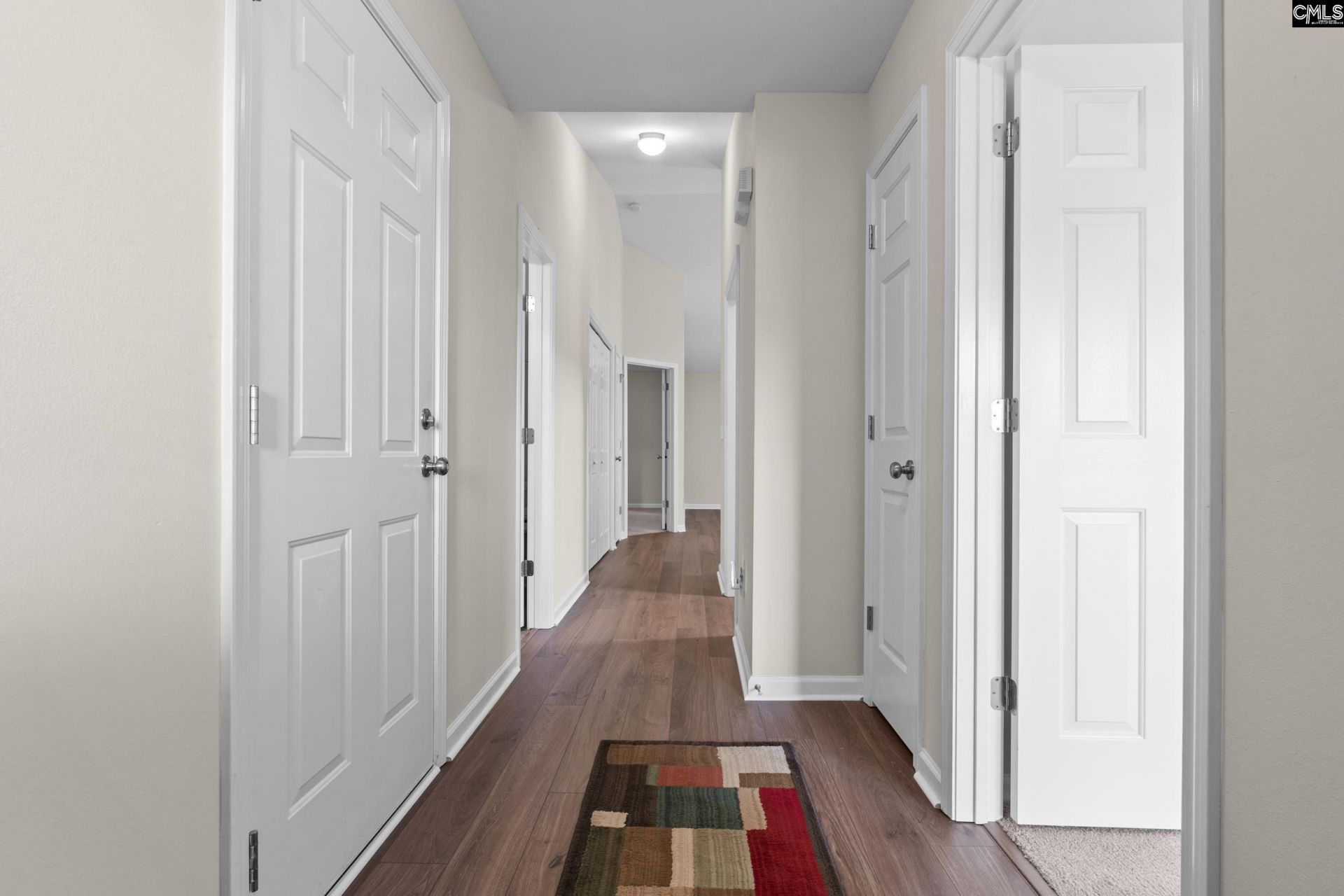 137 Springhaven Drive  Photo 4