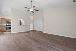 137 Springhaven Drive  photo 4