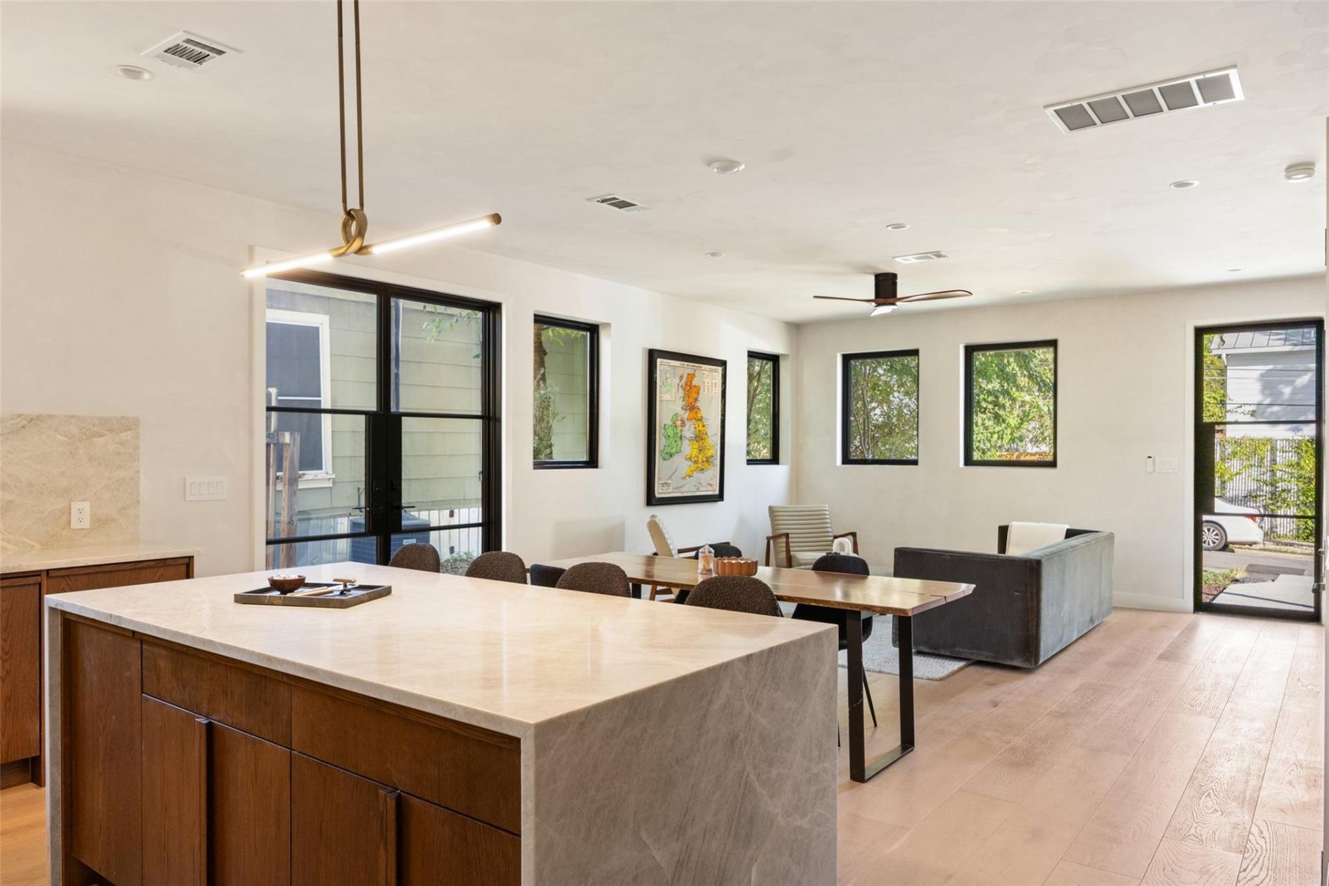 2305 E 21st St, Unit 2, Austin, TX 78722 Main Photo