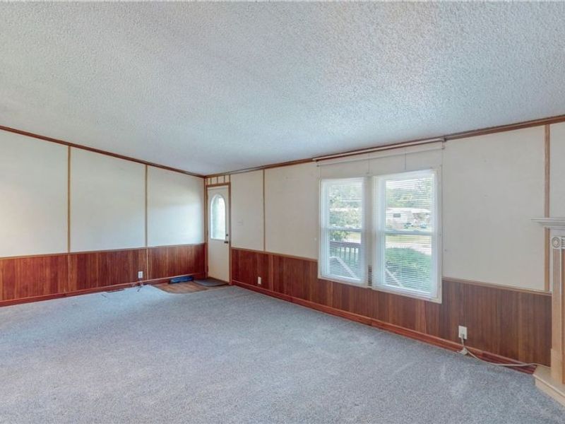 1125 S Johnson Road, Sebring, OH 44672 Photo 11