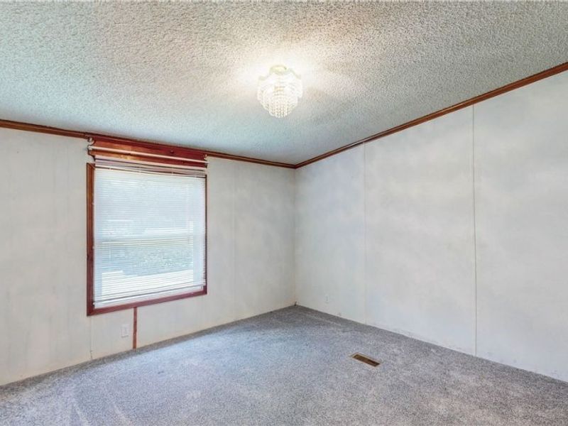 1125 S Johnson Road, Sebring, OH 44672 Photo 14