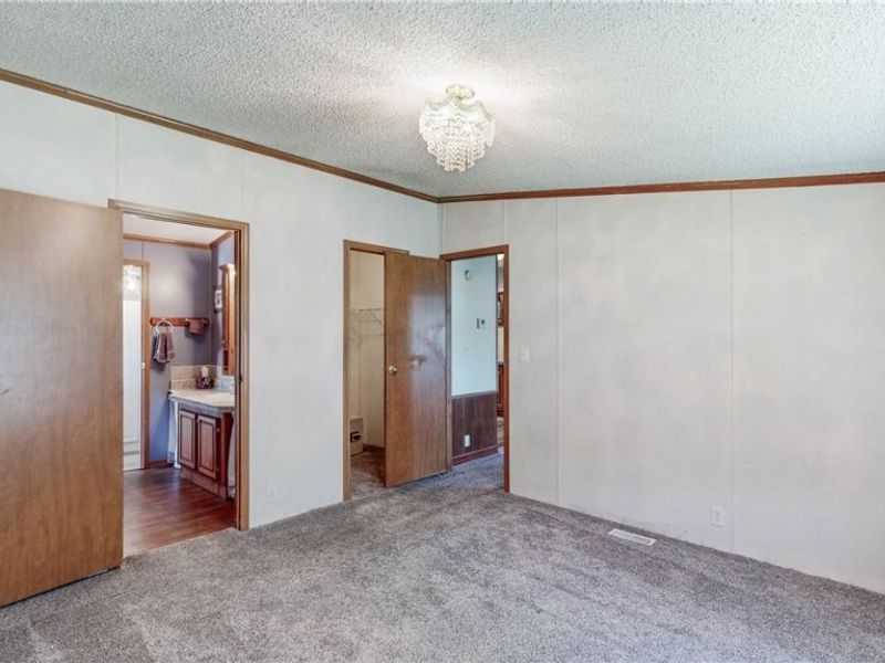 1125 S Johnson Road, Sebring, OH 44672 Photo 16