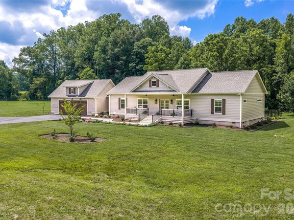 90 Saddle Club Lane , Hendersonville, NC 28739