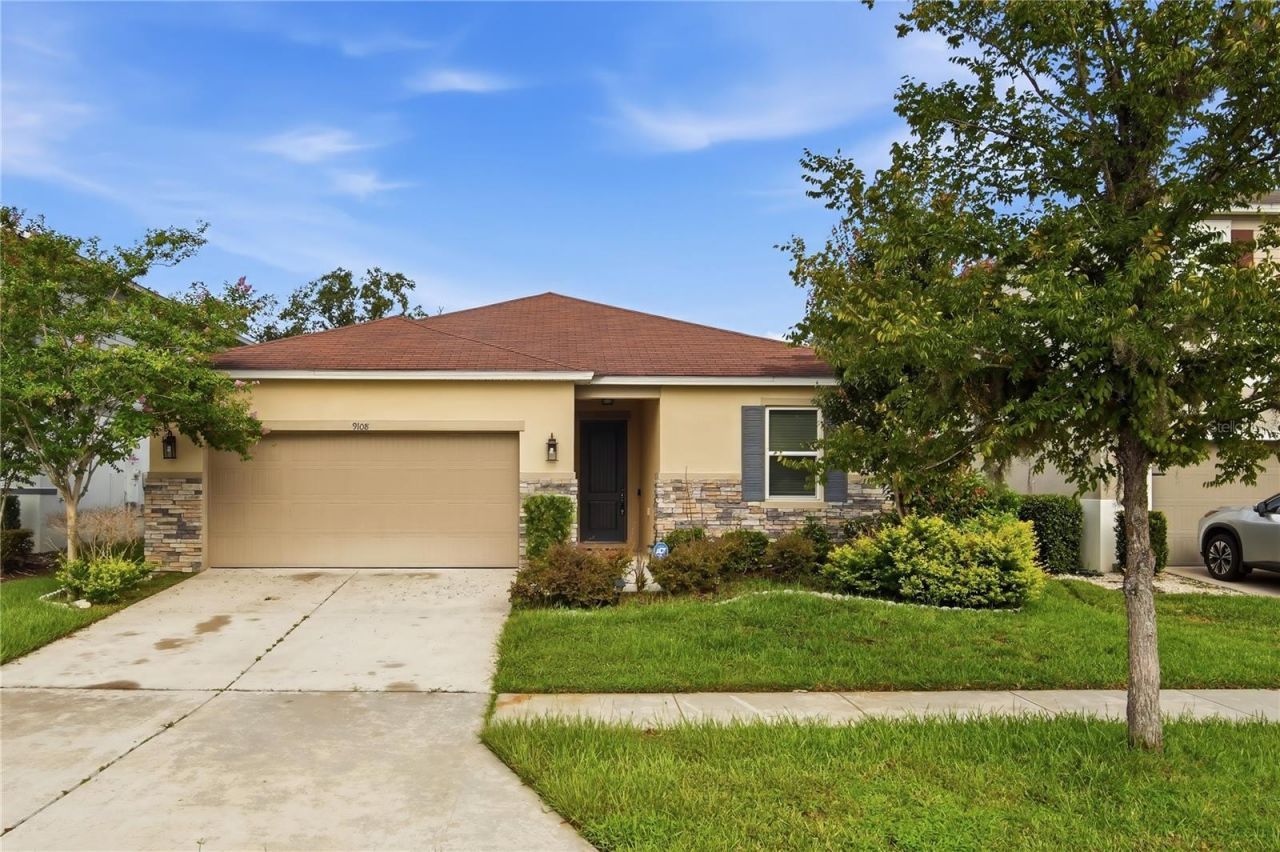 9108 Freedom Hill Drive , Seffner, FL 33584 Main Photo