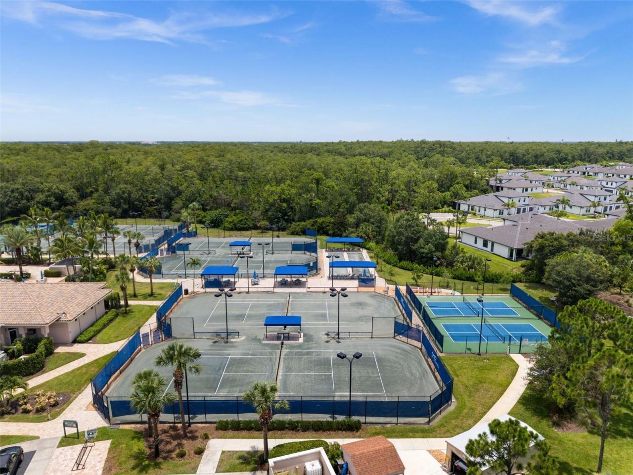 10391 Glastonbury Circle, Unit 202, Fort Myers, FL 33913 Photo