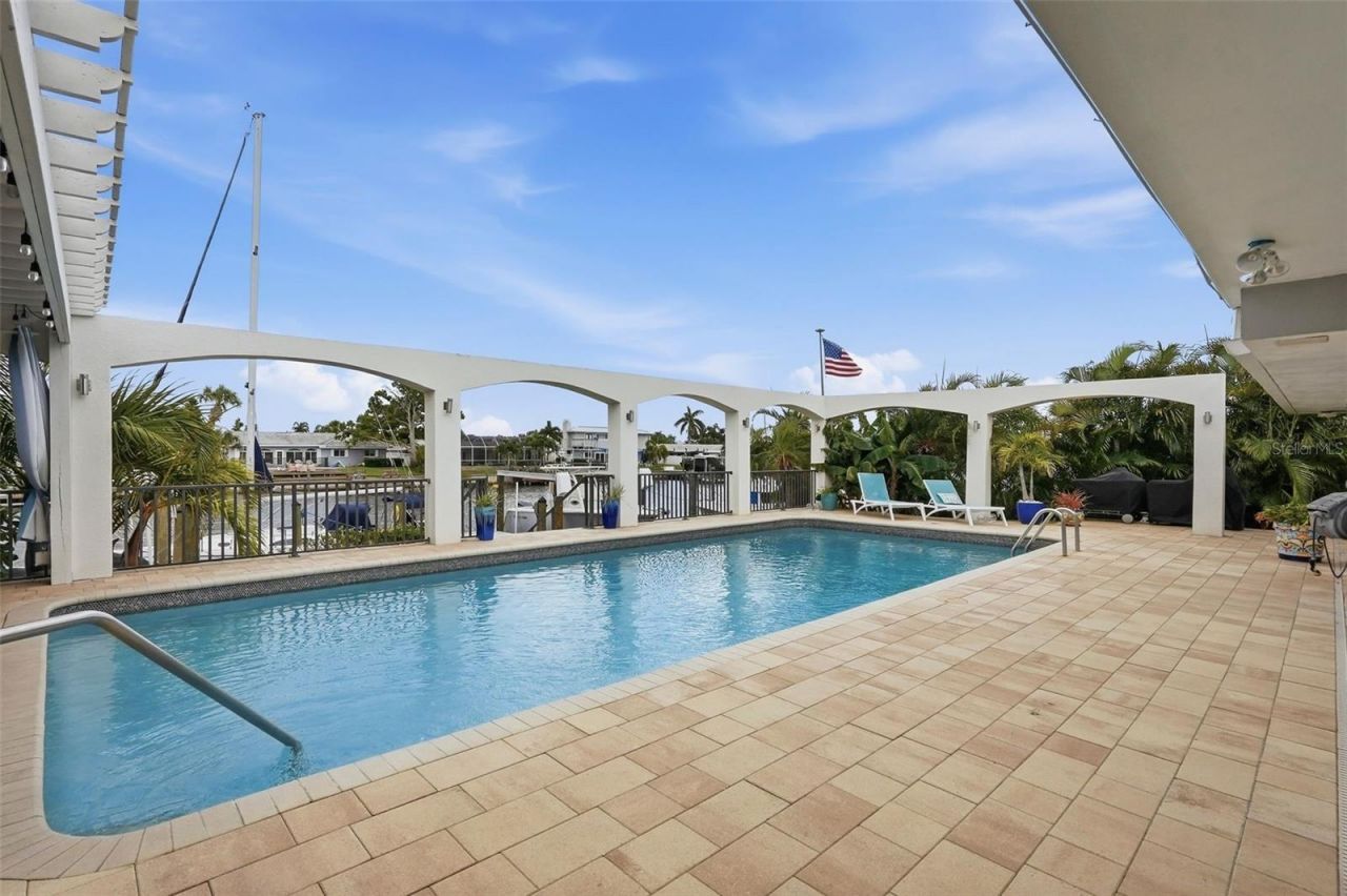 4424 45th Street S, Saint Petersburg, FL 33711 Photo