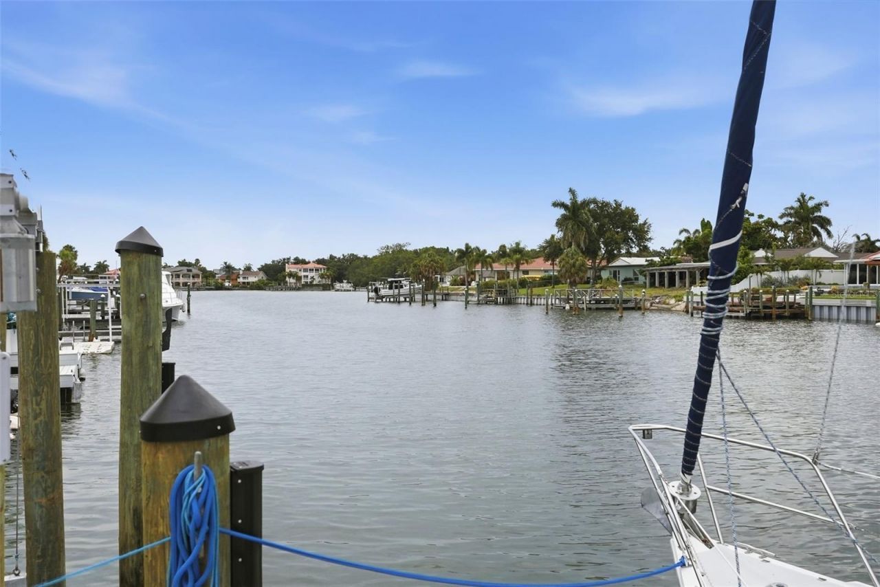 4424 45th Street S, Saint Petersburg, FL 33711 Photo