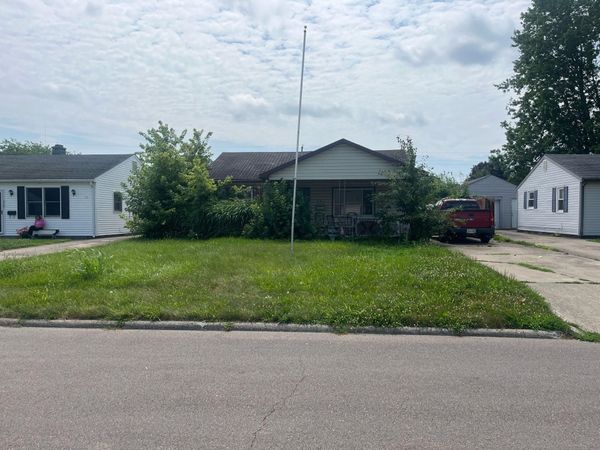 543 Warren Avenue , Washington Court House, OH 43160