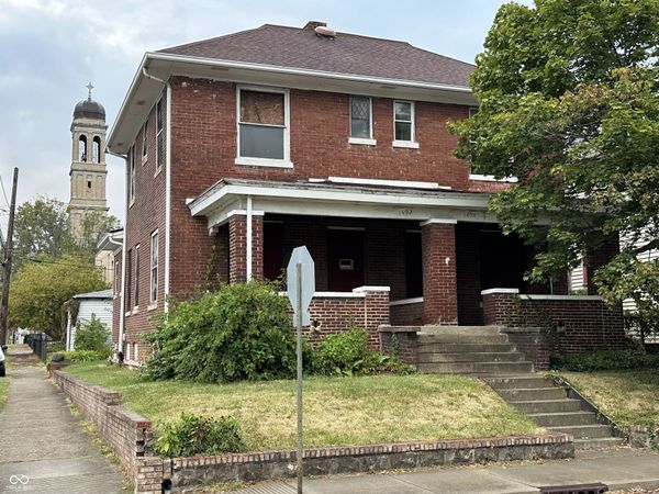 1402 E Market Street , Indianapolis, IN 46201