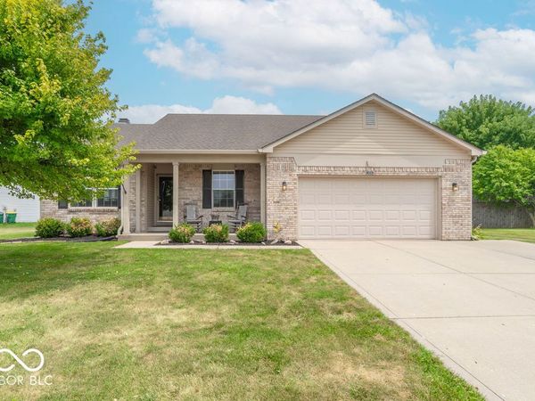 274 Pineview Drive, Mooresville, IN 46158