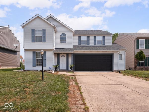 6665 Crestwell Lane , Indianapolis, IN 46268