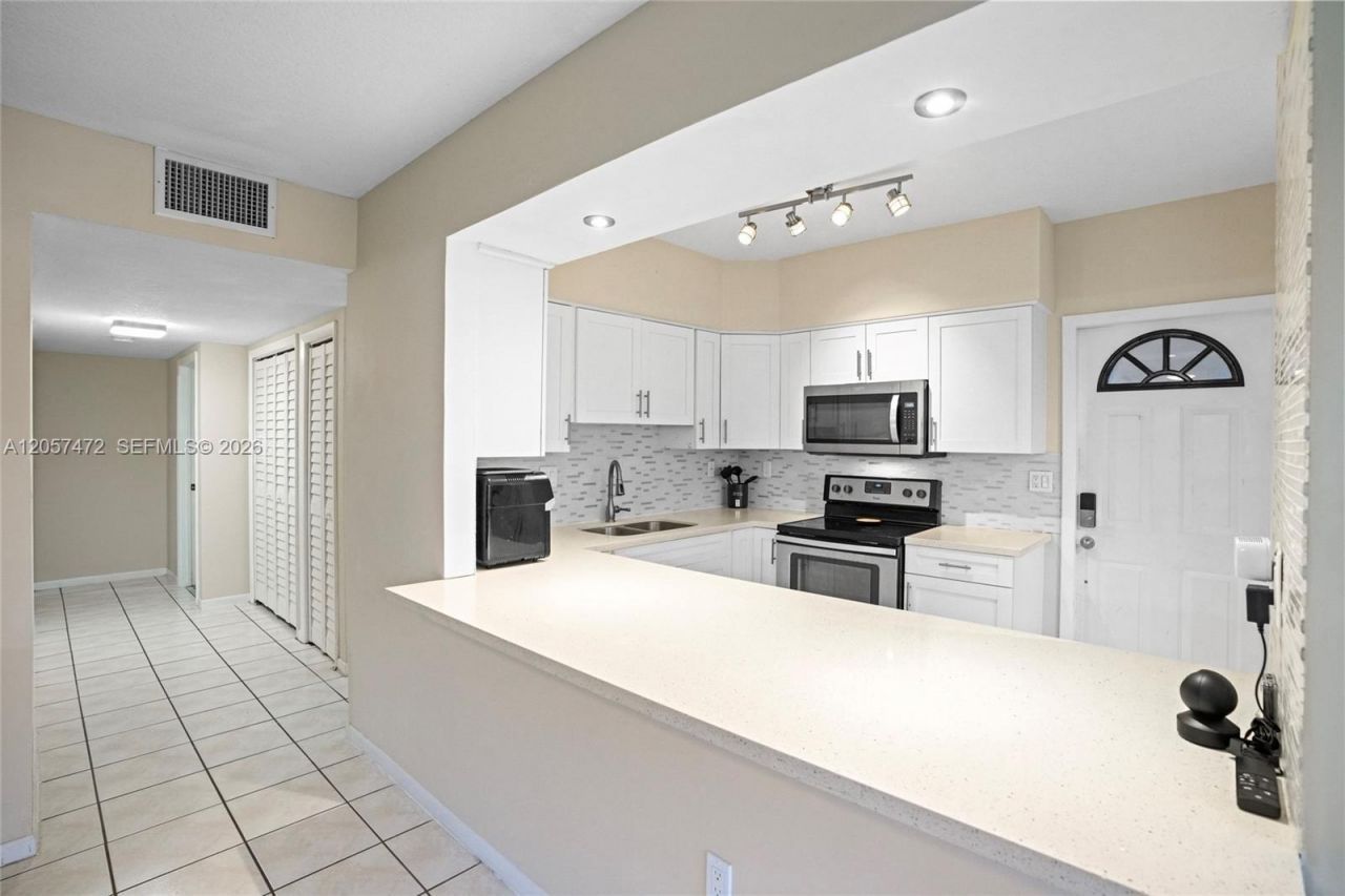 44 NW 19th St , Unit 1, Homestead, FL 33030 Photo