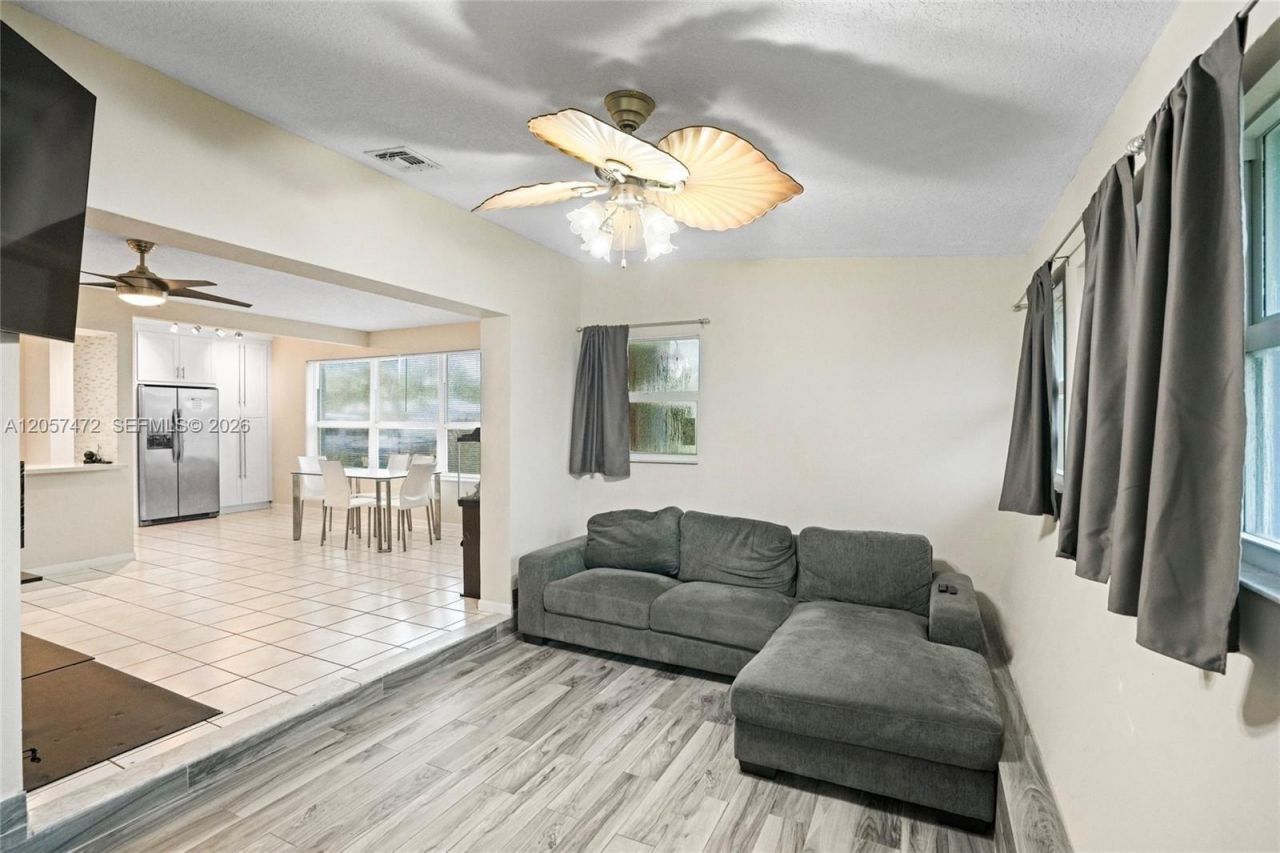 44 NW 19th St , Unit 1, Homestead, FL 33030 Photo