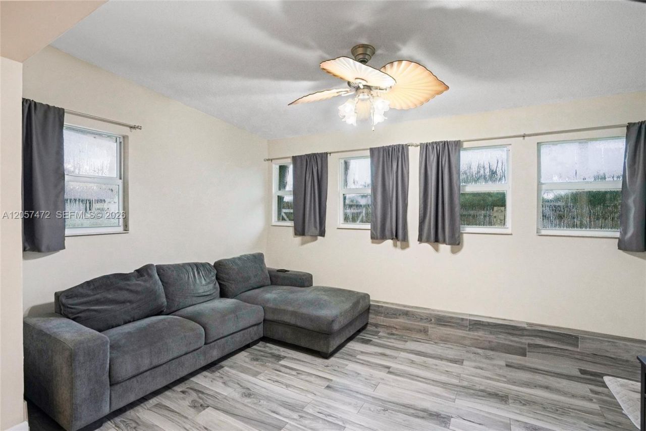 44 NW 19th St , Unit 1, Homestead, FL 33030 Photo