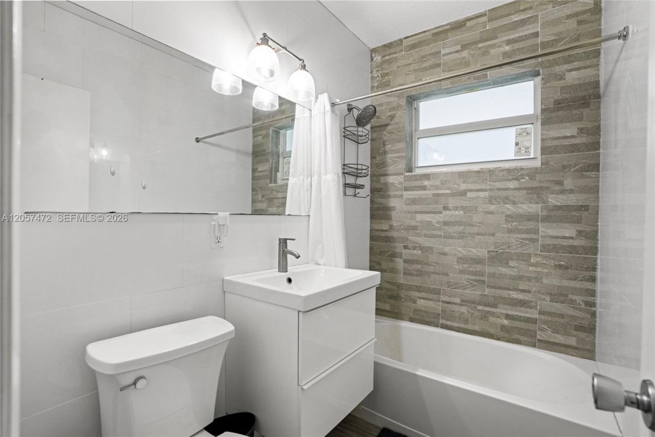 44 NW 19th St , Unit 1, Homestead, FL 33030 Photo