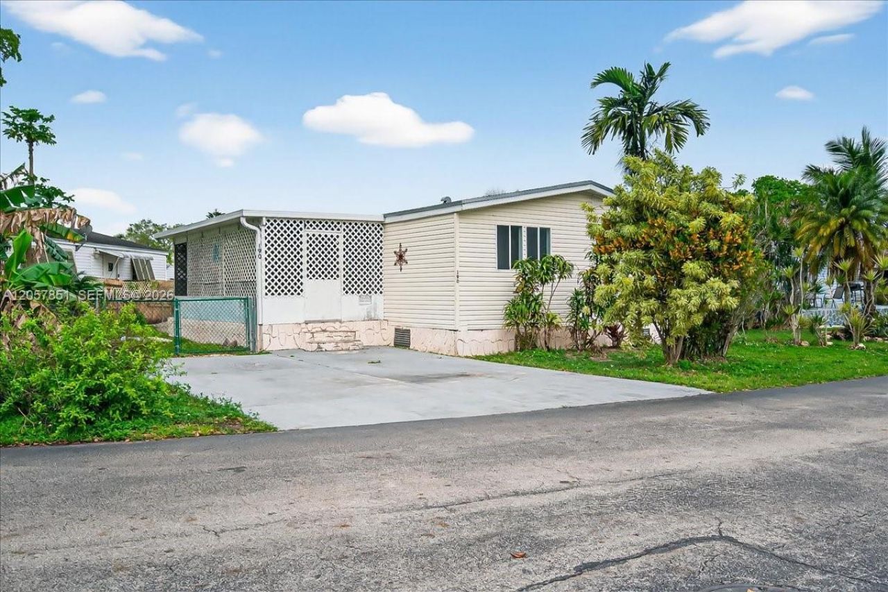 35250 SW 177th Ct, Unit 190, Homestead, FL 33034 Photo