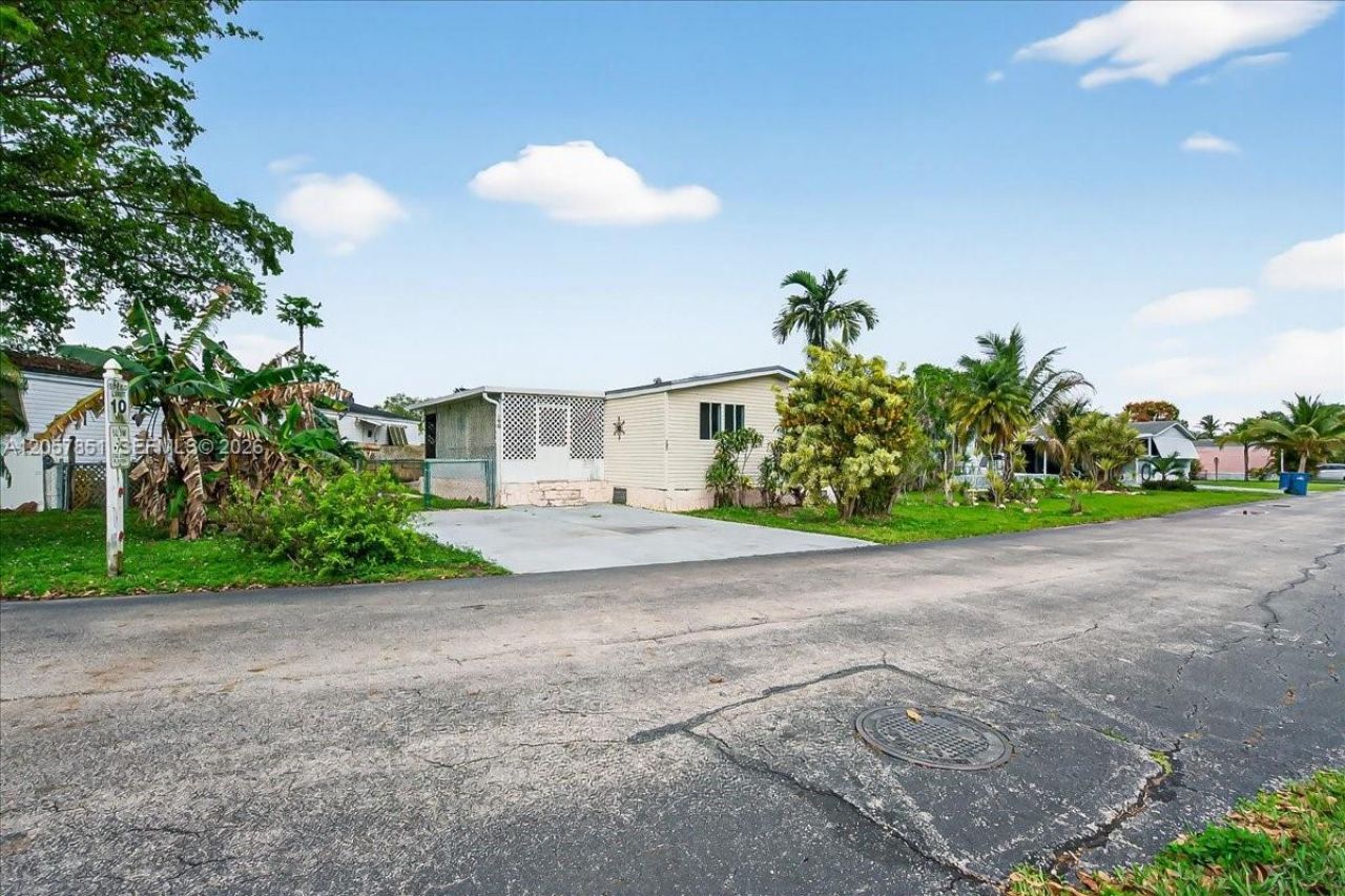 35250 SW 177th Ct, Unit 190, Homestead, FL 33034 Photo