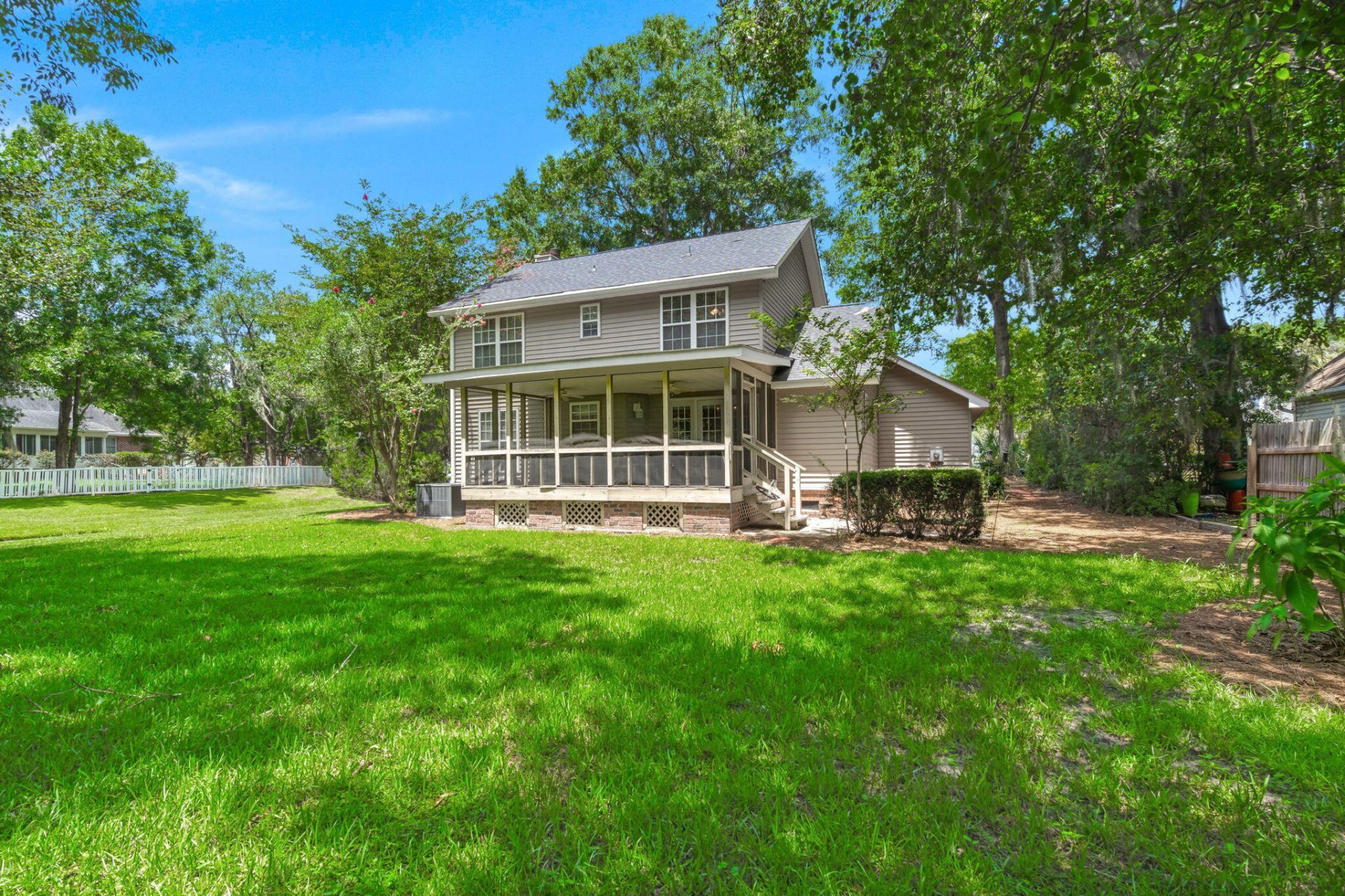 111 Shadowmoss Parkway Photo 32