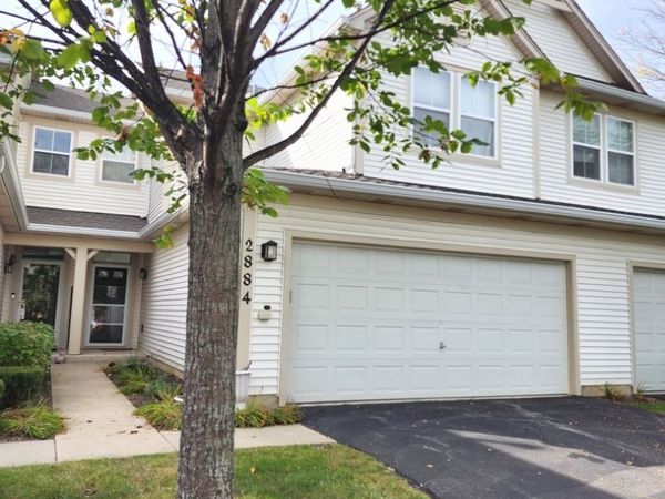 2884 Falling Waters Lane , Lindenhurst, IL 60046