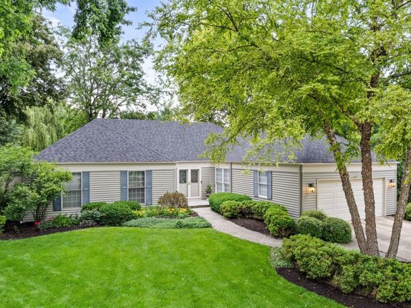 1493 Sandyhook Street , Wheaton, IL 60189