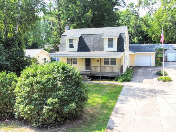 10887 3rd Street, Stanwood, MI 49346