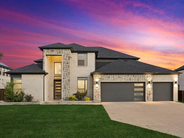9667 Summit Hills Drive , Frisco, TX 75035