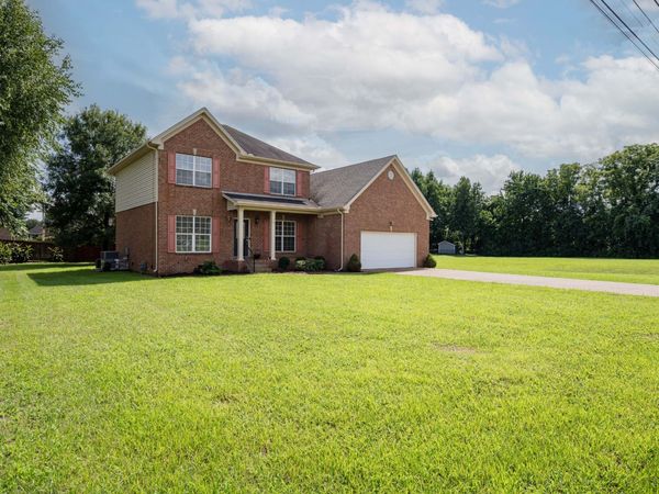 7011 Buffalo Dr , La Vergne, TN 37086