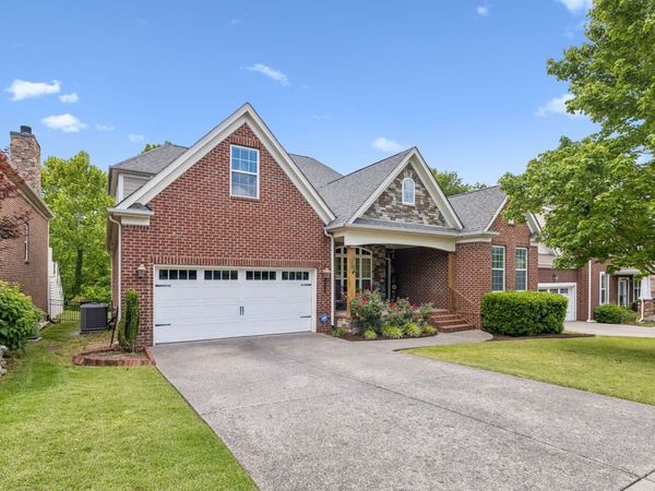 6013 Christmas Dr , Nolensville, TN 37135