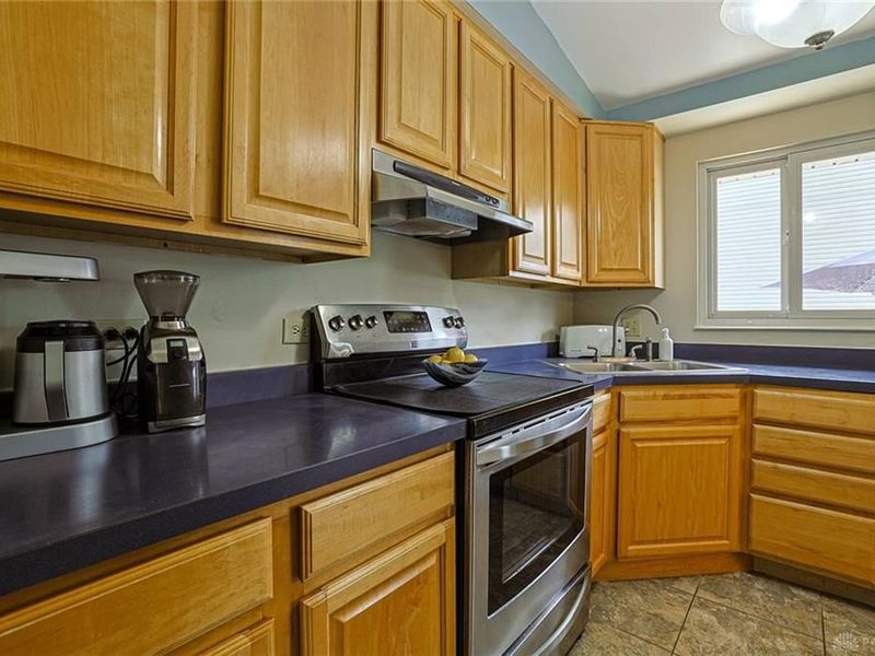 5932 Pine Glen Lane, Dayton, OH 45424 Photo 11