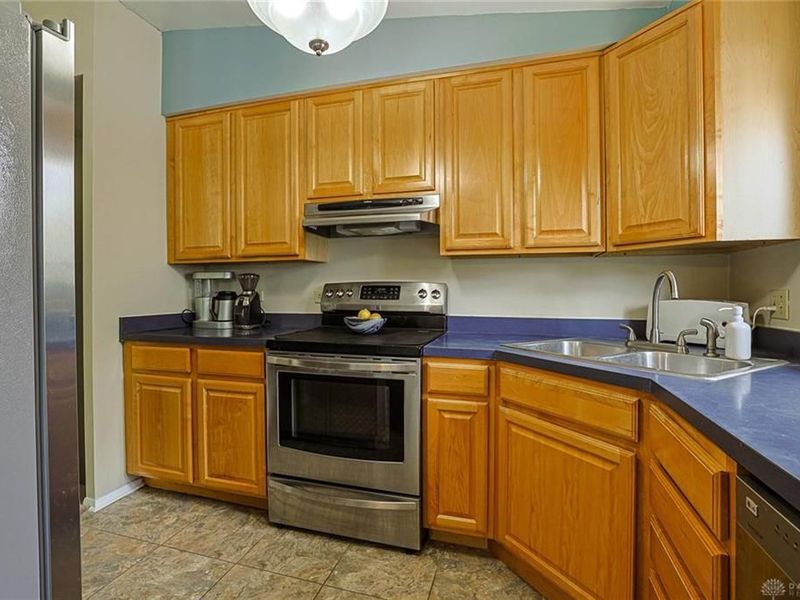 5932 Pine Glen Lane, Dayton, OH 45424 Photo 13
