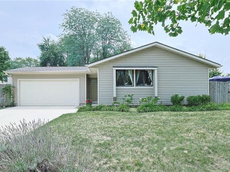 5932 Pine Glen Lane, Dayton, OH 45424 Photo 2