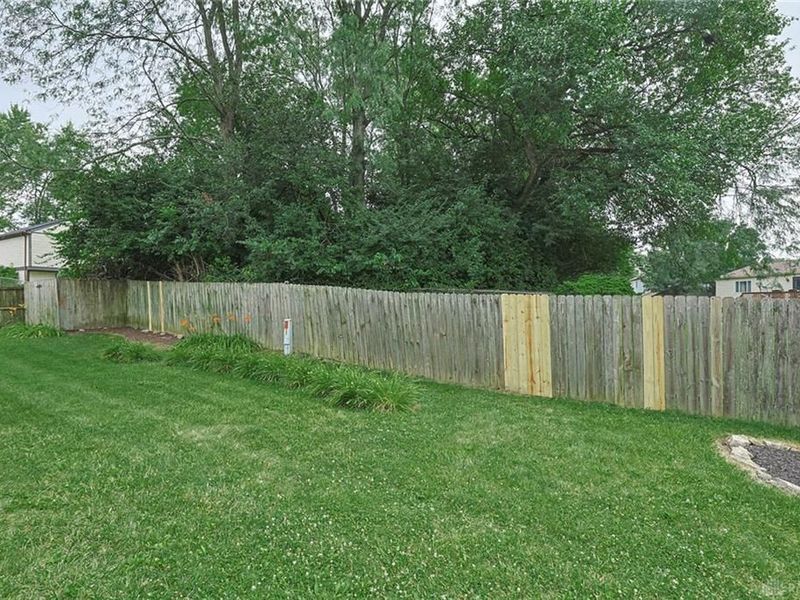 5932 Pine Glen Lane, Dayton, OH 45424 Photo 32