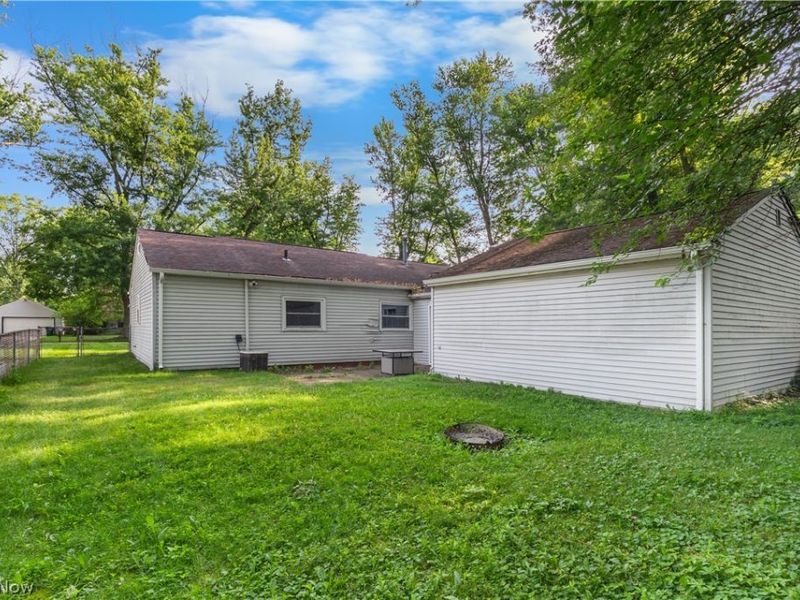 6240 Montrose Drive, Madison, OH 44057 Photo 5