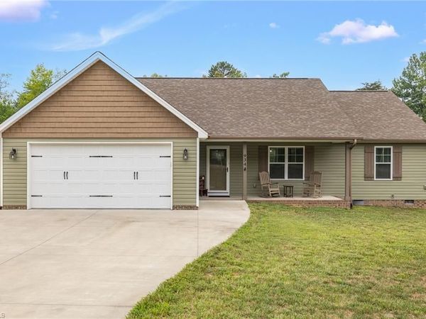 934 Gideon Grove Church Road , Stokesdale, NC 27357