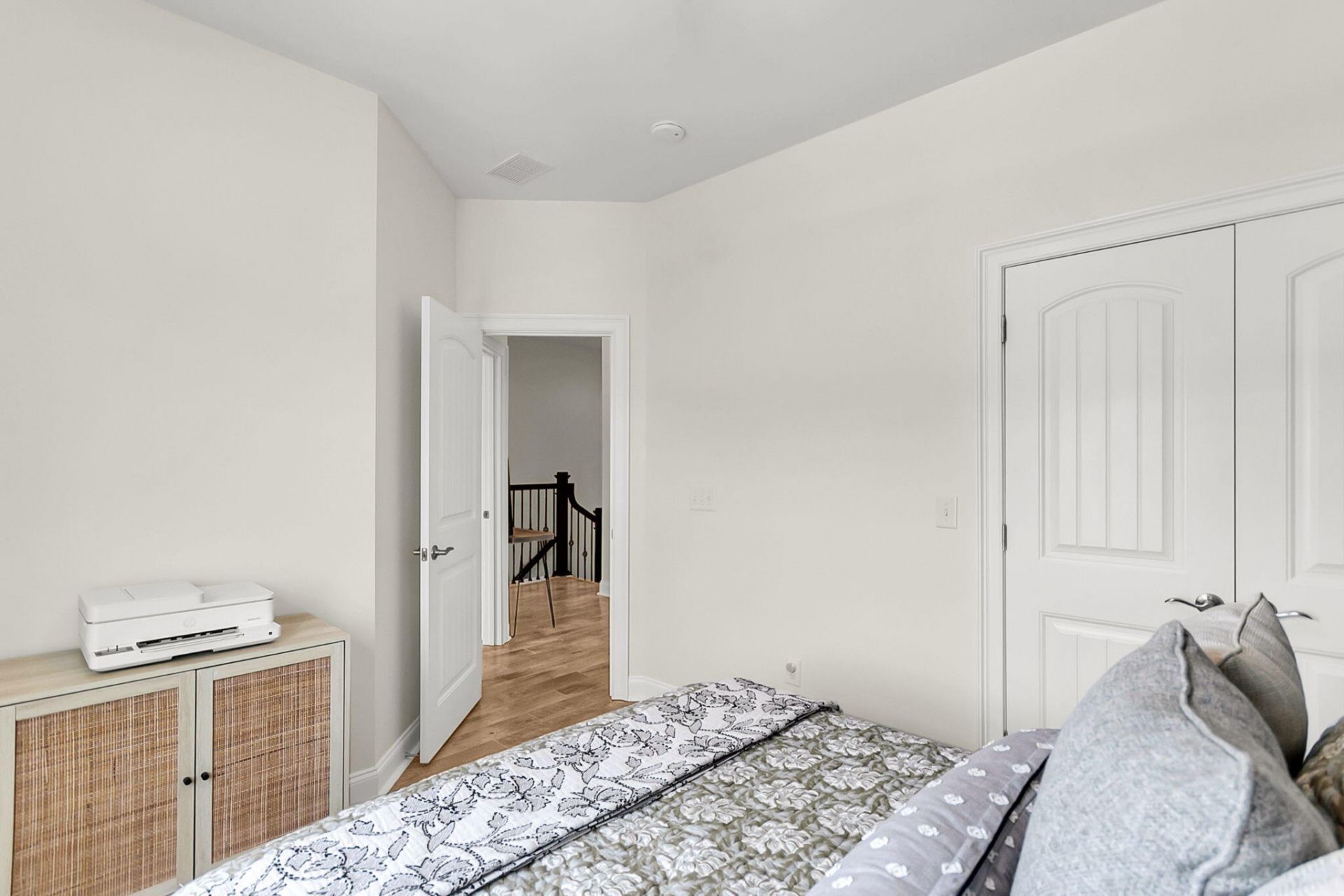 3436 Yarmouth Drive Photo 35