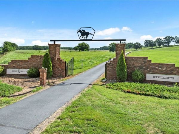 10844 S Hwy 59 , Gentry, AR 72734