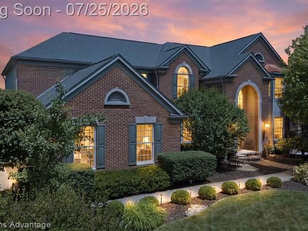 44559 White Pine Circle E, Northville Twp, MI 48168