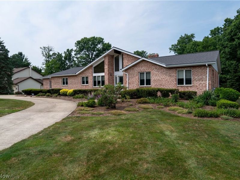 29451 Sayle Drive, Willoughby Hills, OH 44092 Photo 34