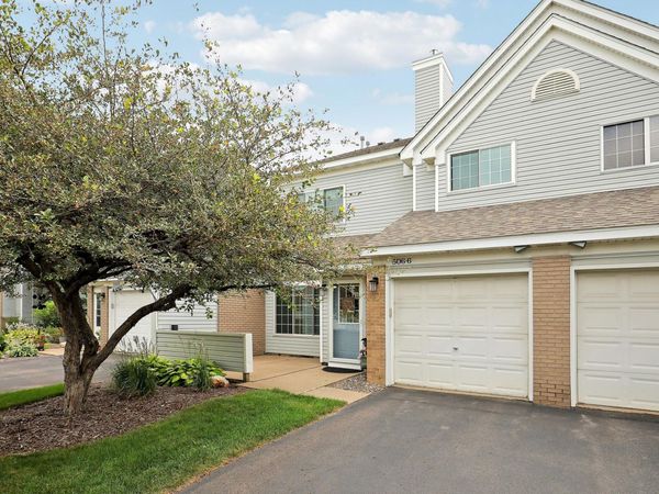 506 Lovell Avenue, Unit 6, Roseville, MN 55113