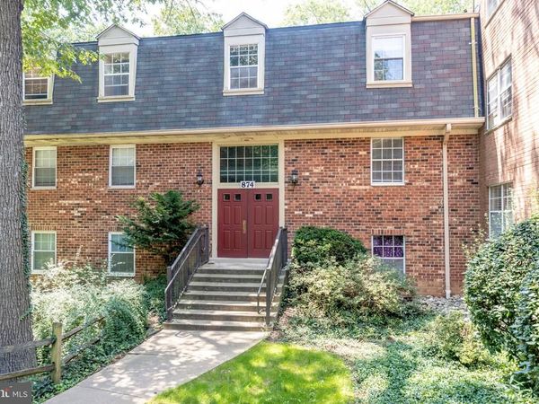 874 COLLEGE PARKWAY, Unit 202, ROCKVILLE, MD 20850