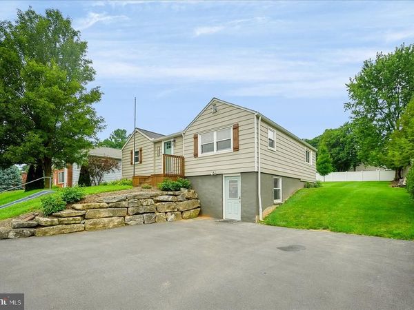 135 LEE AVENUE, BOALSBURG, PA 16827