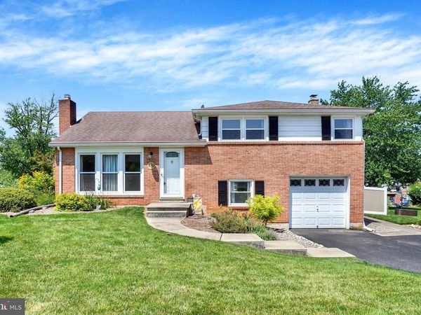 970 SUNDALE DRIVE , YORK, PA 17402