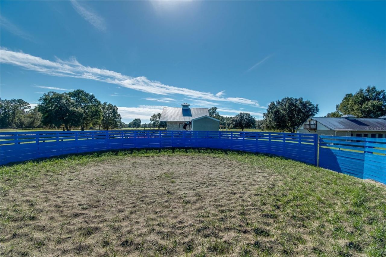 7787 NW 150th Avenue, Morriston, FL 32668 Photo