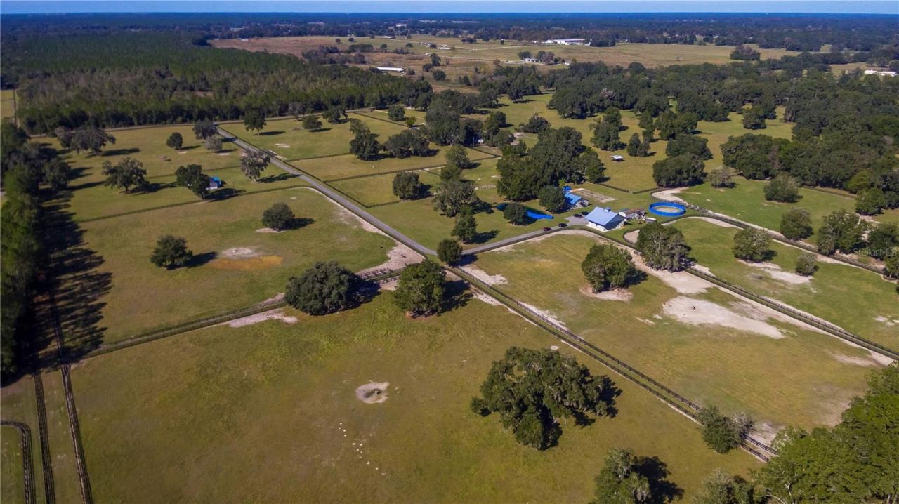 7787 NW 150th Avenue, Morriston, FL 32668 Photo